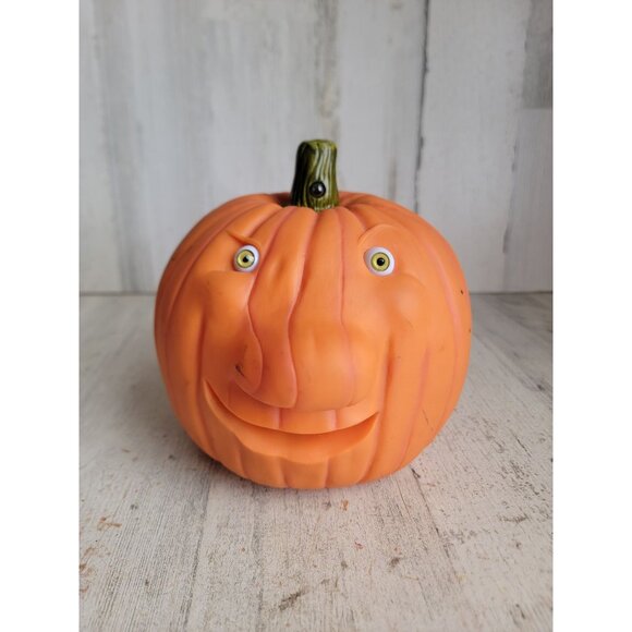 Hallmark gruesome greeter Pumpkin Halloween scary animated prop - Picture 1 of 10